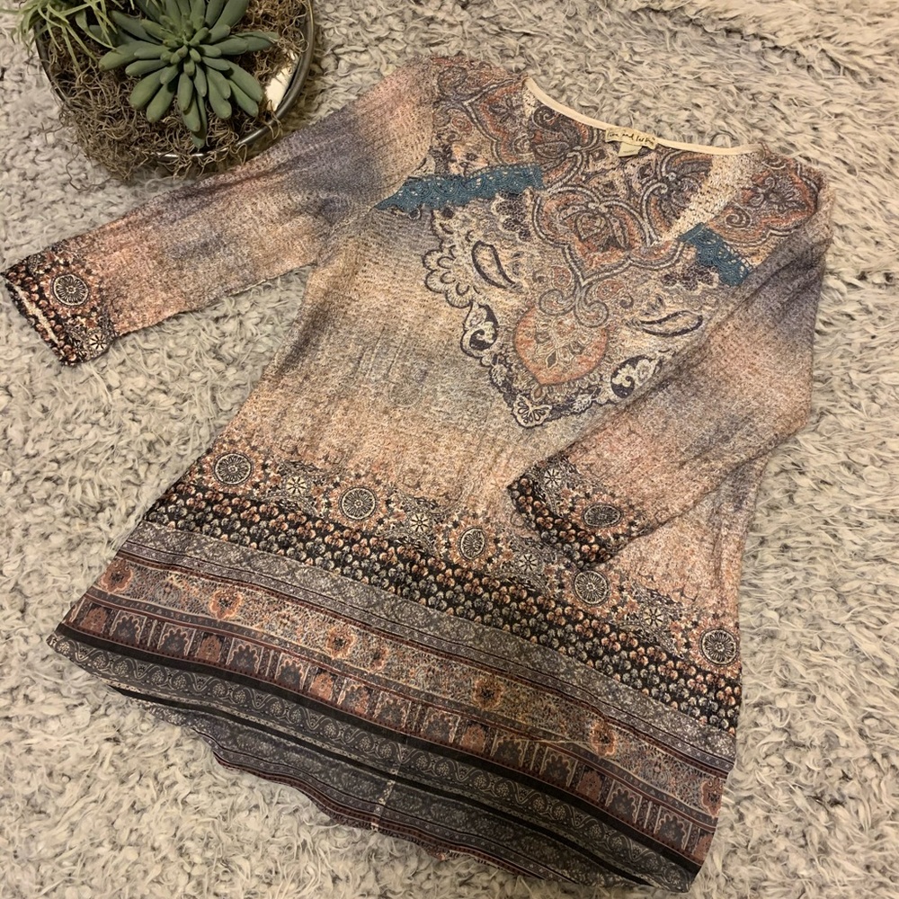 Quarter sleeve shirt